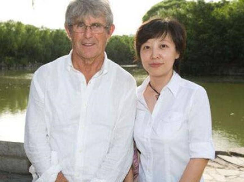 年轻的姐妹