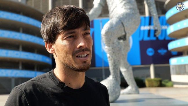 浴室里强摁做开腿呻吟男男